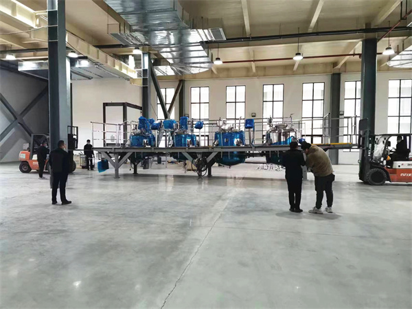 1669943449281355v3n8.jpg 3、綠色環保涂料項目施工現場1.jpg